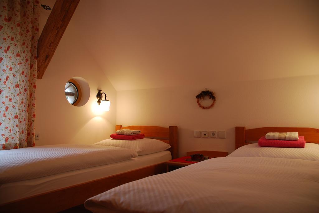 Farm Stay Rotovnik - Plesnik Slovenj Gradec Kamer foto